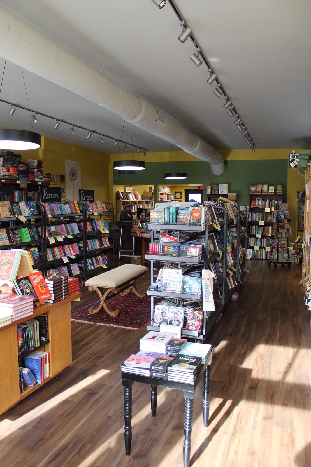 2 Dandelions Bookshop