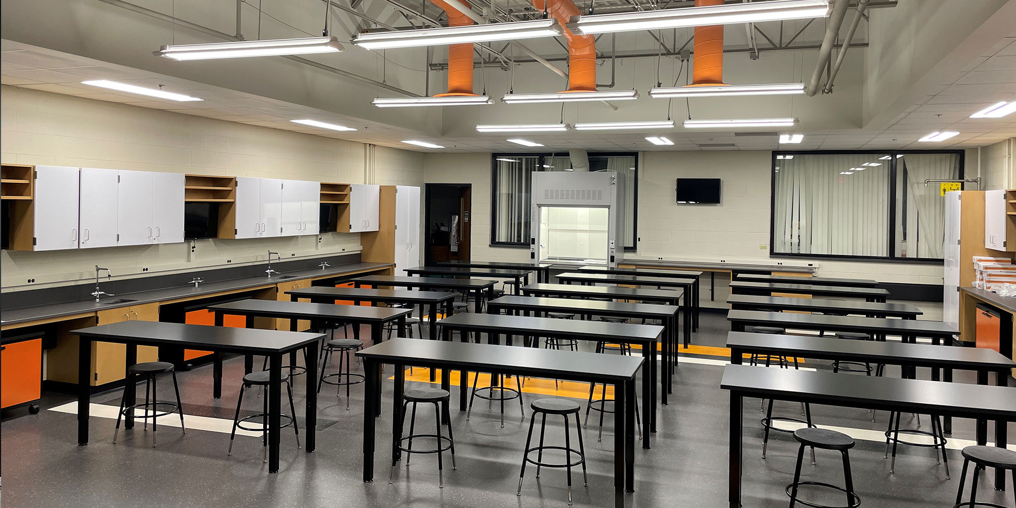 Brighton Area Schools - Science Room C8 Renovation
